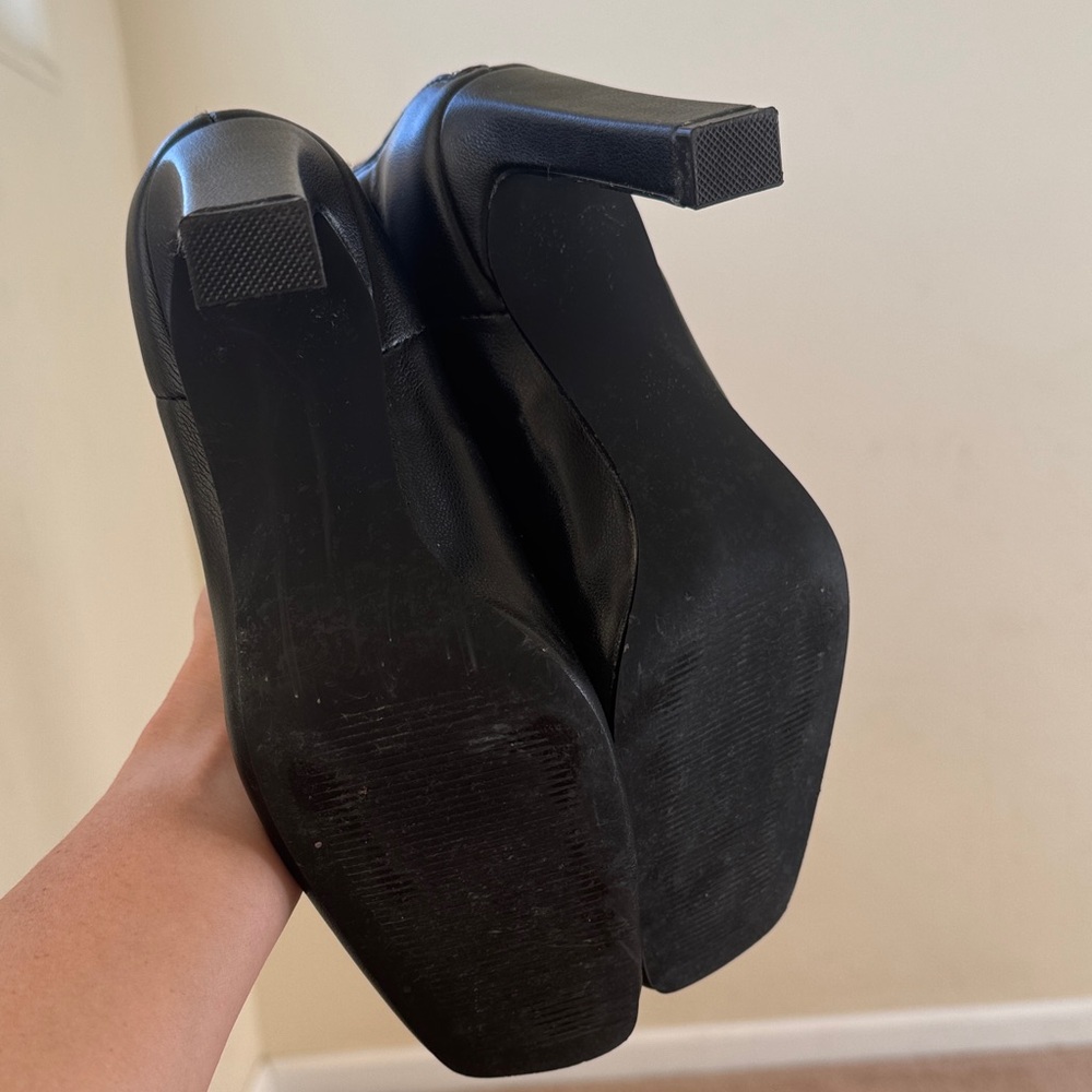 Steve Madden Khelan Black Ankle Boot Size 7.5 - Picture 7 of 7